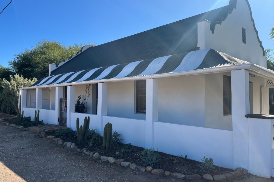 4 Bedroom Property for Sale in Steytlerville Eastern Cape